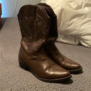 SO Brand Cowboy boots